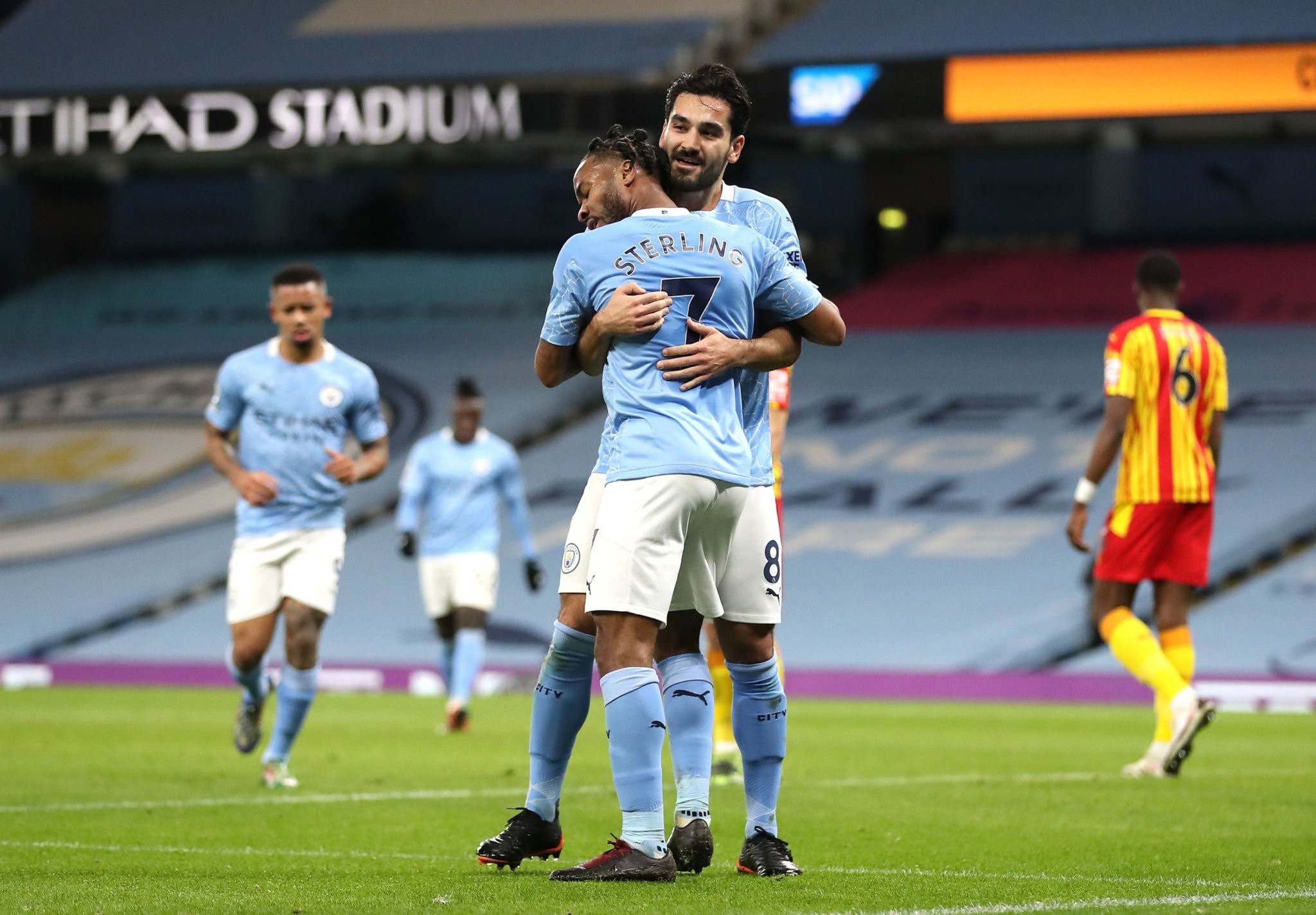 陈蒲重返训 陈蒲重返训